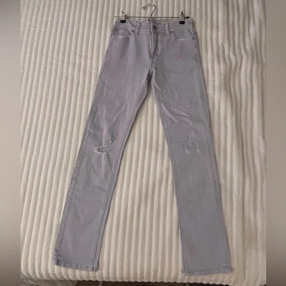 : : PILCRO Straight Leg Light Wash Distressed Jeans : :